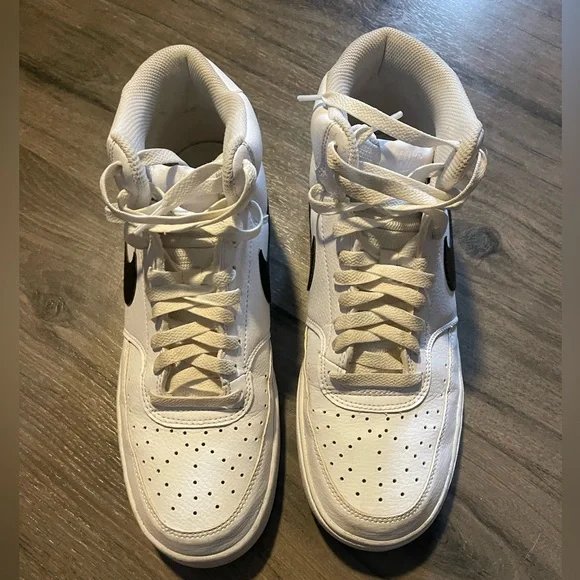 Nike Men's Court Vision Mid